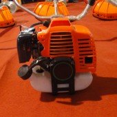 侧挂式割灌机 轻便二冲程打草机割草机CG580