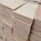 中国工厂供应比实木各方面强3倍的多层板LVL木方定做批发