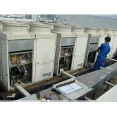 武汉徐东商用中央空调清洗、家用中央空调清洗。