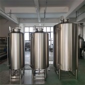 毕节鸿谦不锈钢储罐不锈钢储罐大型立式储酒罐质优价廉加工定制