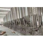 年产3万吨的大型自动化啤酒设备云南精酿啤酒设备供应厂家  