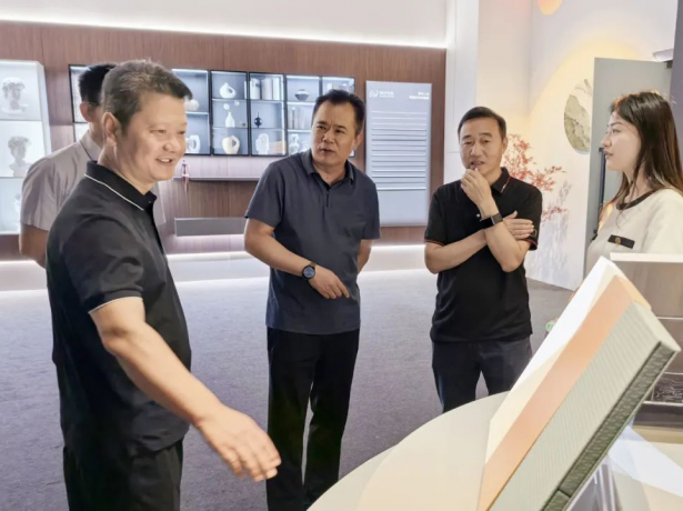 高新区赴广东开展招商引资考察活动并调研驻外招商工作