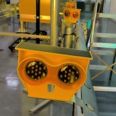 高速公路护栏太阳能同步警示灯 太阳能小雾灯价格