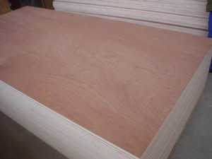 瑞森木业9厘杨木整芯单面奥古曼胶合板