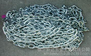 铁链条 钢丝刷  油灰刀 抹泥板  砌砖刀