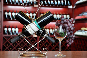 马尔贝克干红葡萄酒，红酒，阿根廷拉里奥哈，临沂市兰山区风尚探戈酒行
