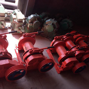 抽沙自卸船 绞吸式抽沙船 钻探式抽沙船 振动抽沙船 水利选矿设备