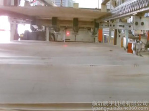单板拼接、全自动连拼机、新型连拼机、全自动中板拼缝机、全自动拼缝机、中板拼接机、1--4代全自动拼板机、伺服系列拼板