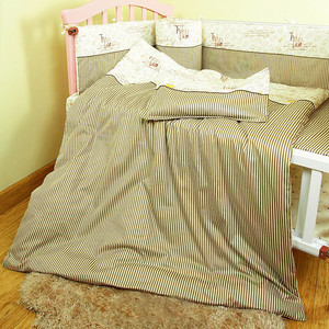 供应纯棉 婴儿床品(枕芯 枕套 被胆 被套)  四款花色可选